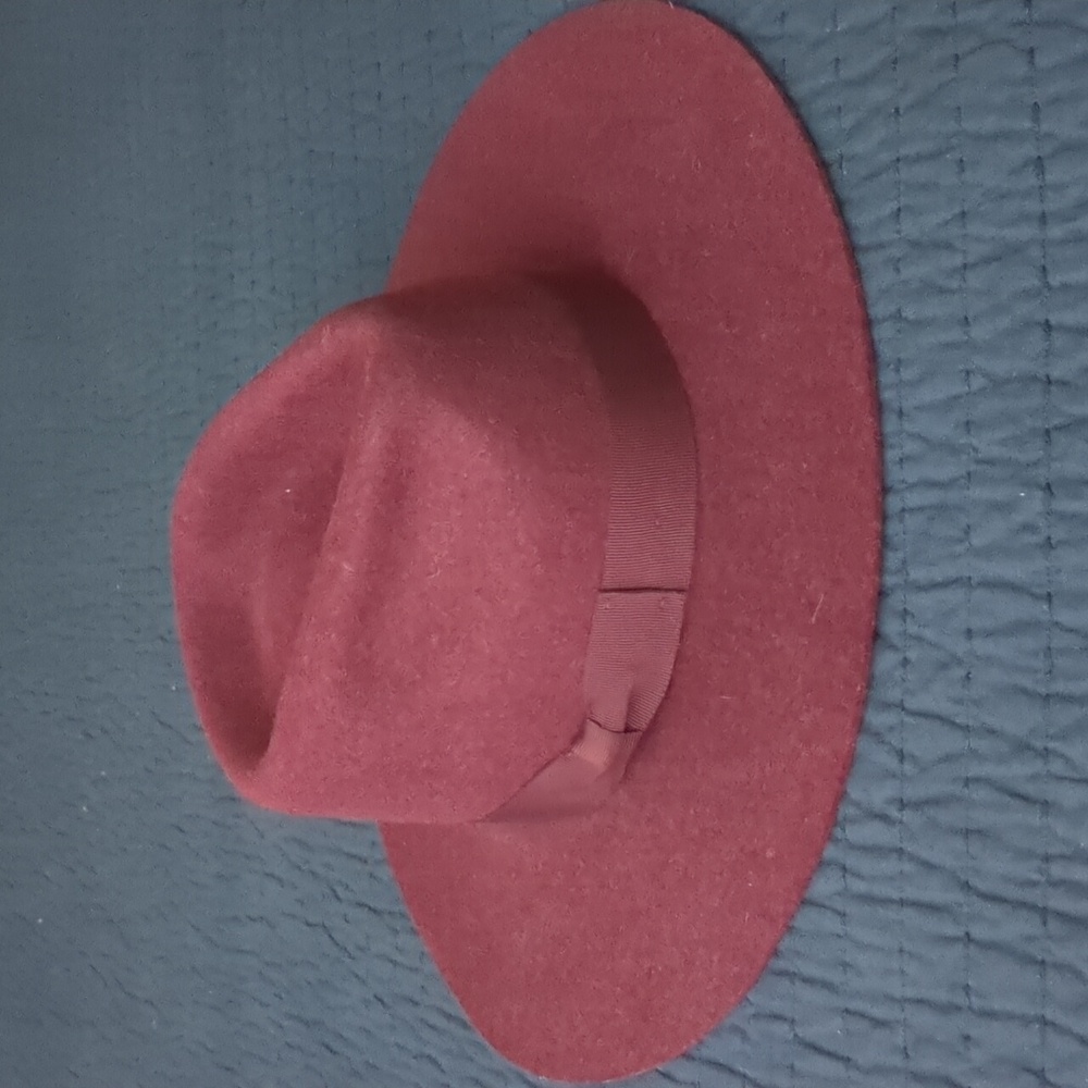 WYETH Burgundy Cowboy Hat